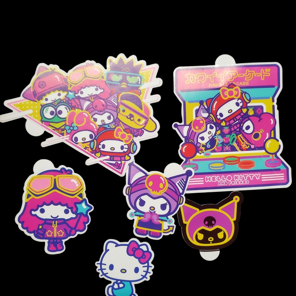 Hello Kitty and Friends Keychain and Sticker Bundle - Picture 5 of 5